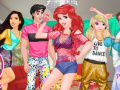 खेल Princesses Chic House Party